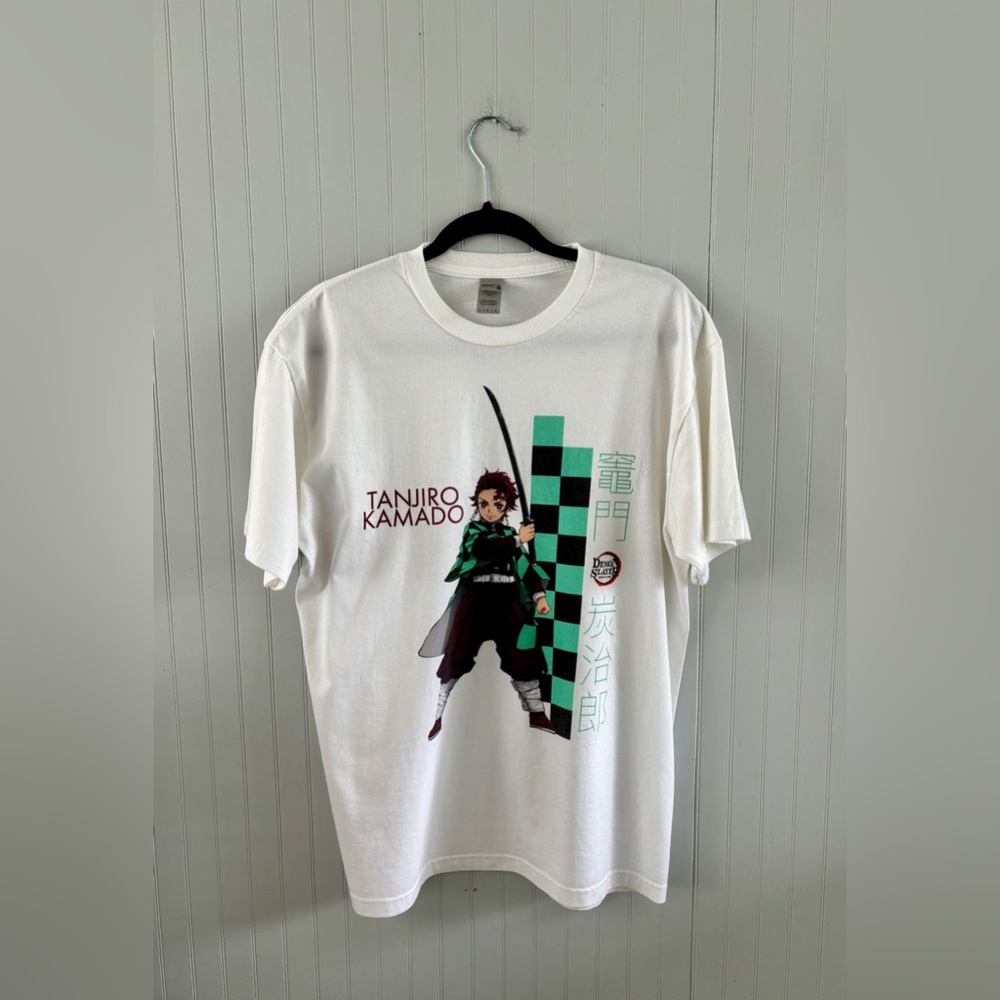 Demon Slayer Tanjiro Kamado Anime T-Shirt Size L